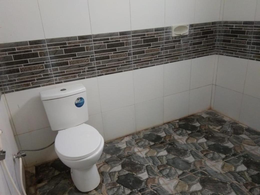 Hotel Krui Syariah Esterno foto